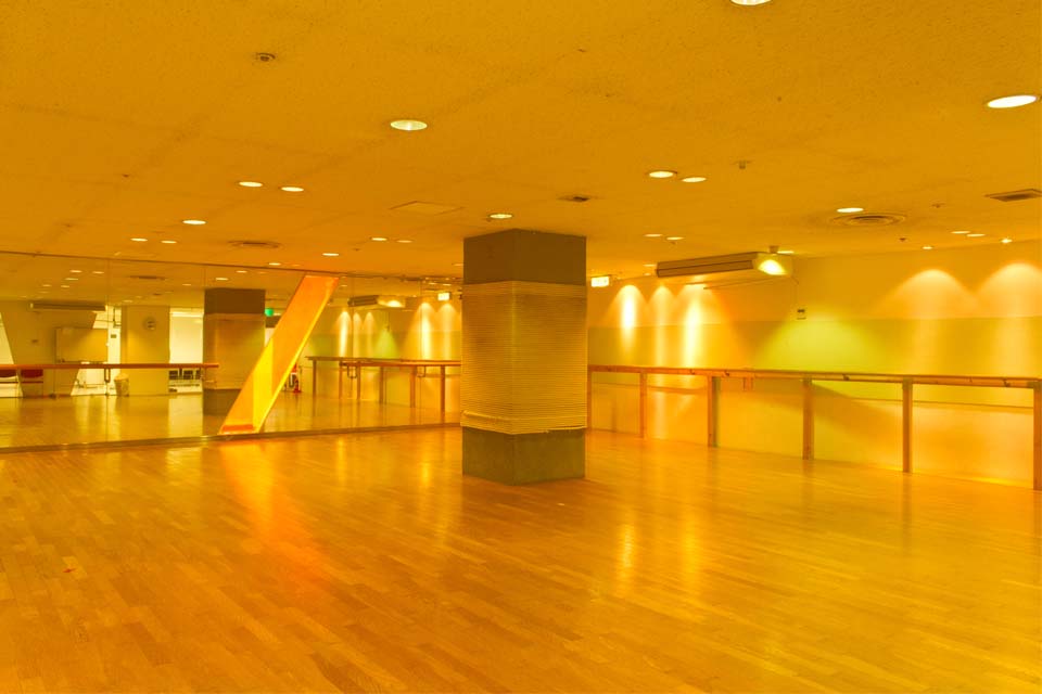 駿優教育会館 レッスンスタジオ1の室内画像3